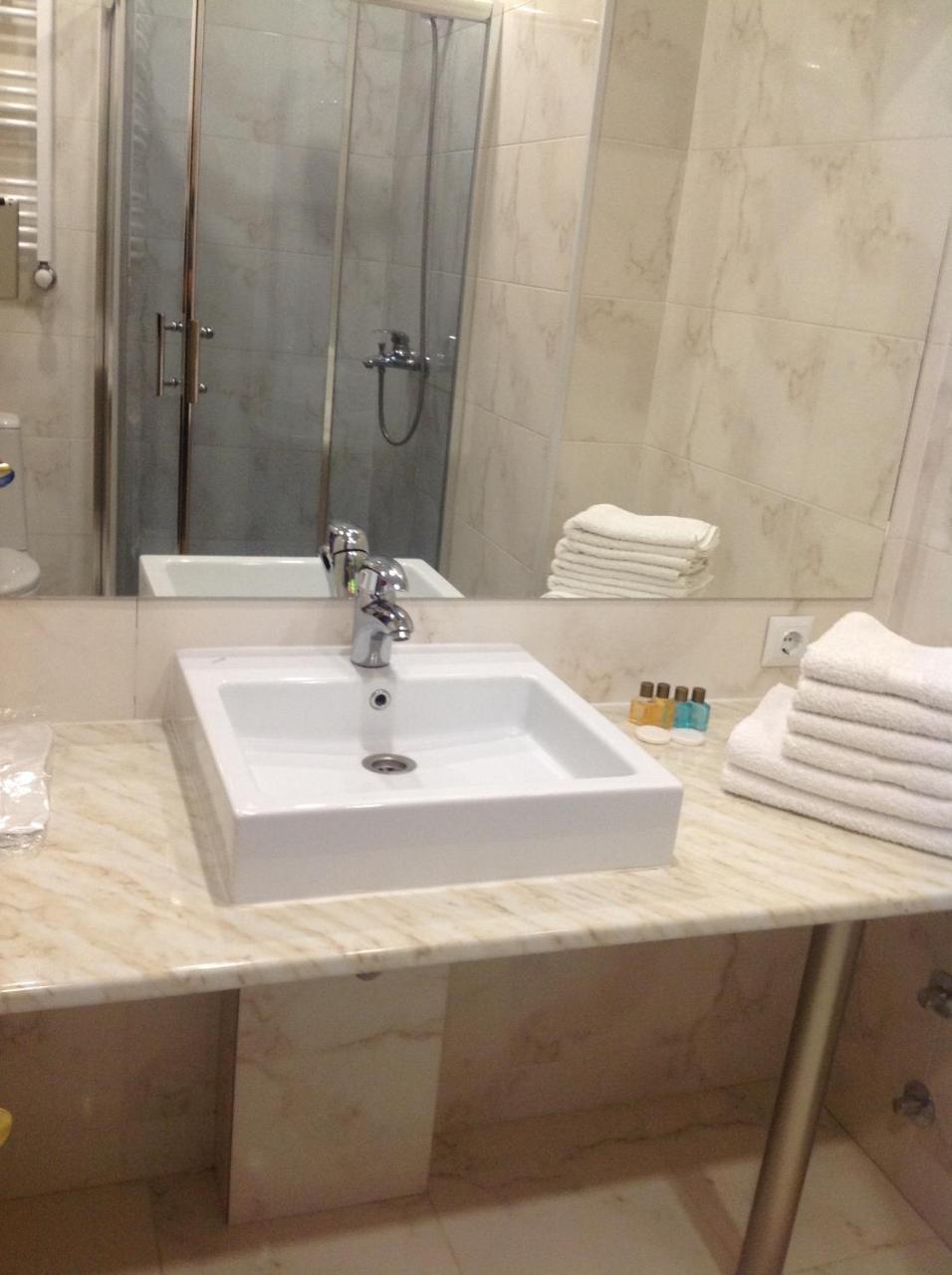 Aia Kazbegi Otel Dış mekan fotoğraf